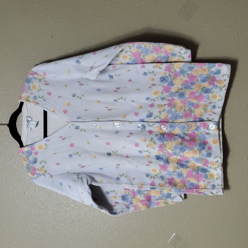 Gabriella T Size Medium Cardigan Cottagecore Floral Light Blue Pink Periwinkle